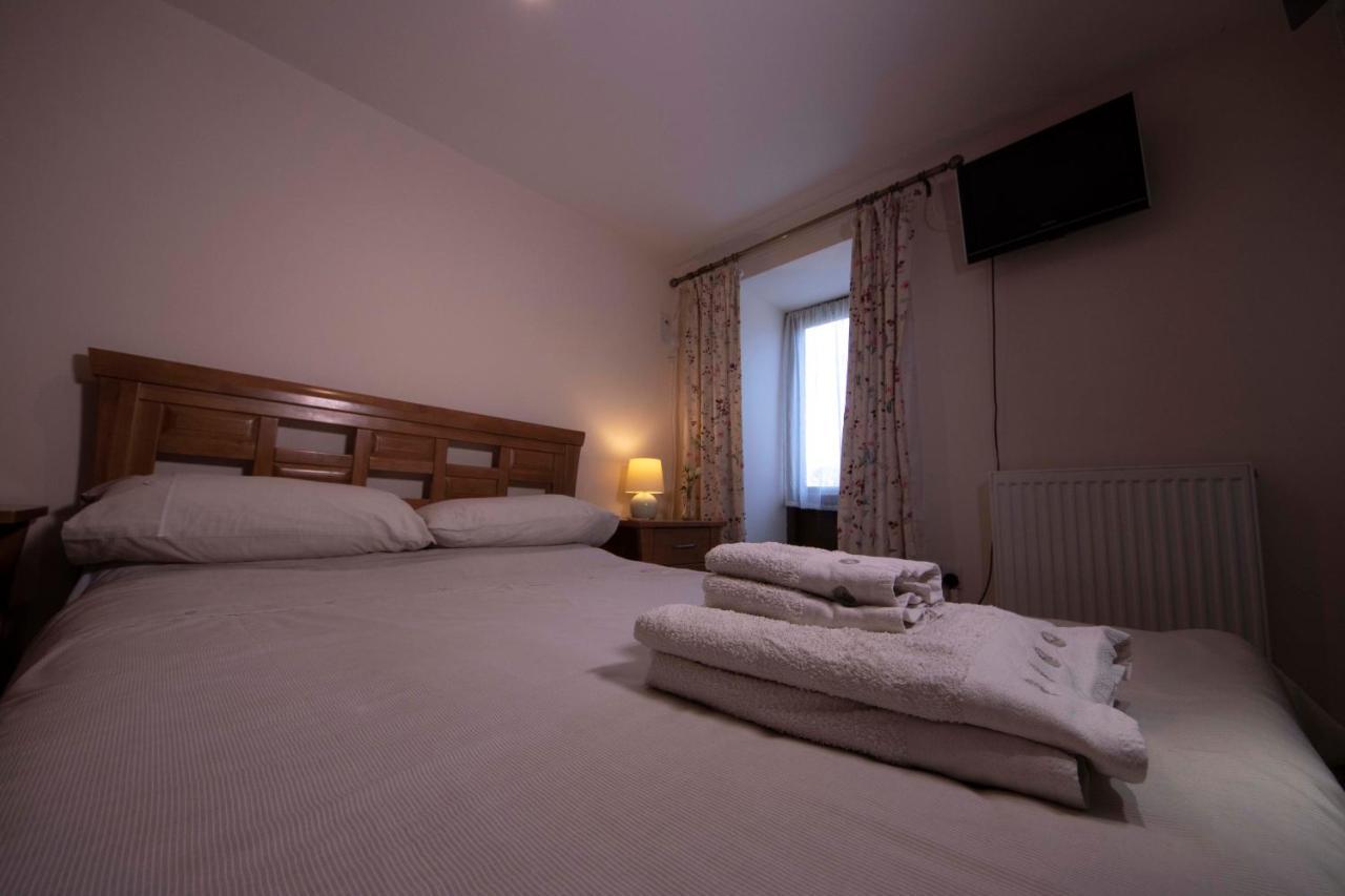 Polhilsa Farm Bed and Breakfast Callington Eksteriør billede