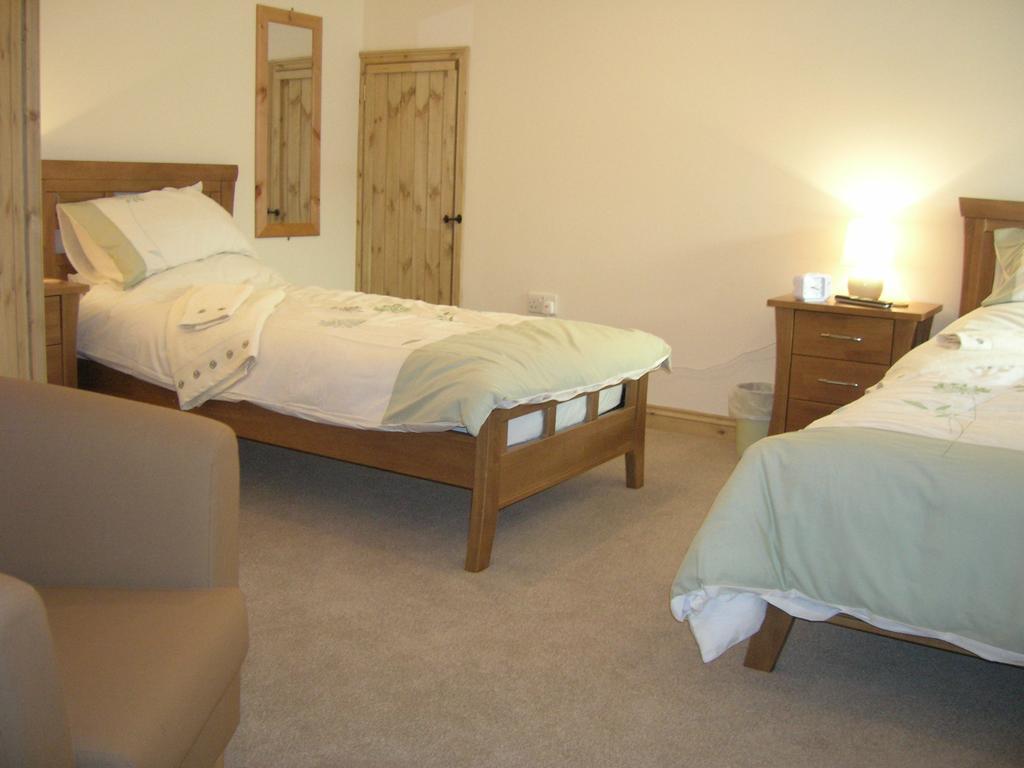 Polhilsa Farm Bed and Breakfast Callington Værelse billede